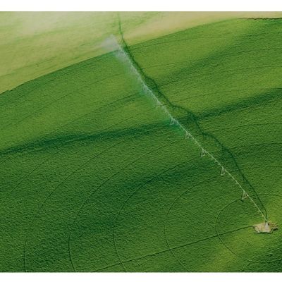 Продвинутое сельское хозяйство ИОТ Энергосберегающая круглая система орошения ферм для пшеницы Сои Кукуруза Пастбищные участки орошение