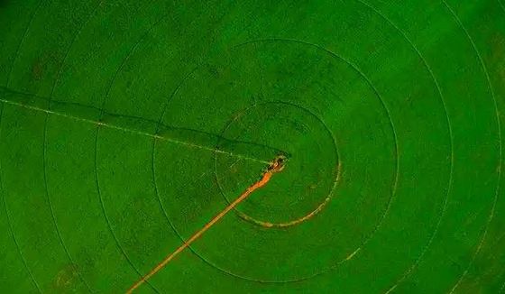 Оптимальный рост сельскохозяйственных культур с помощью решения центрального поворота