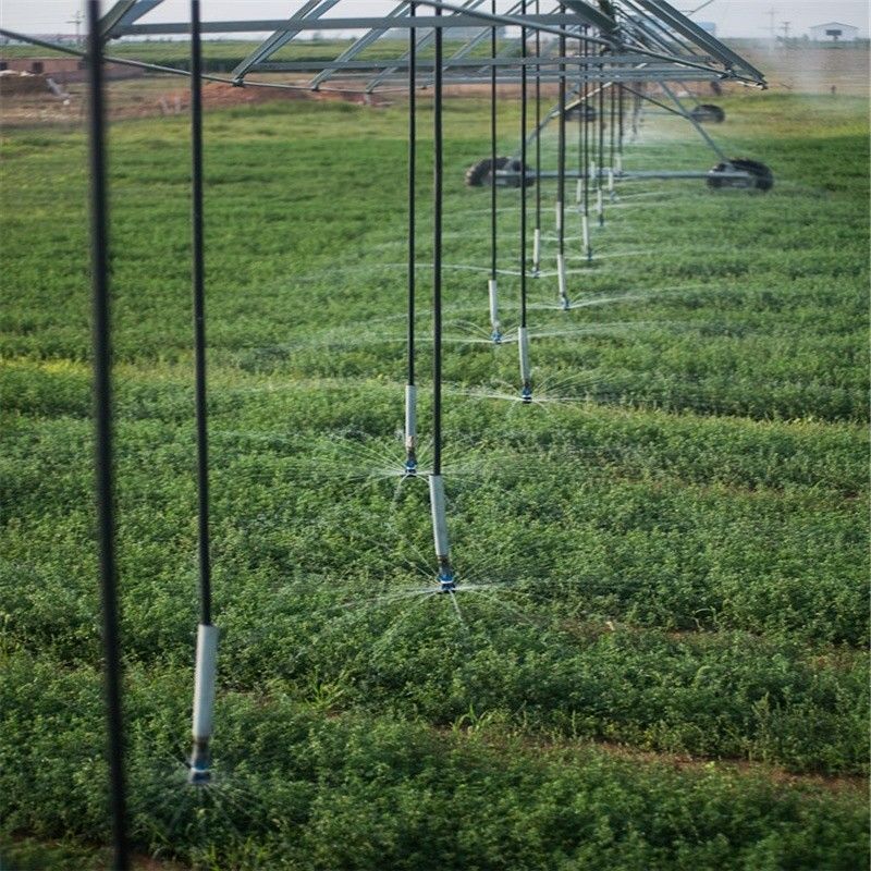 Max Choice Farms Center Pivot Irrigation System for 2025 Современная металлическая очистка Теплая тренировочная поверхность Тип сверху